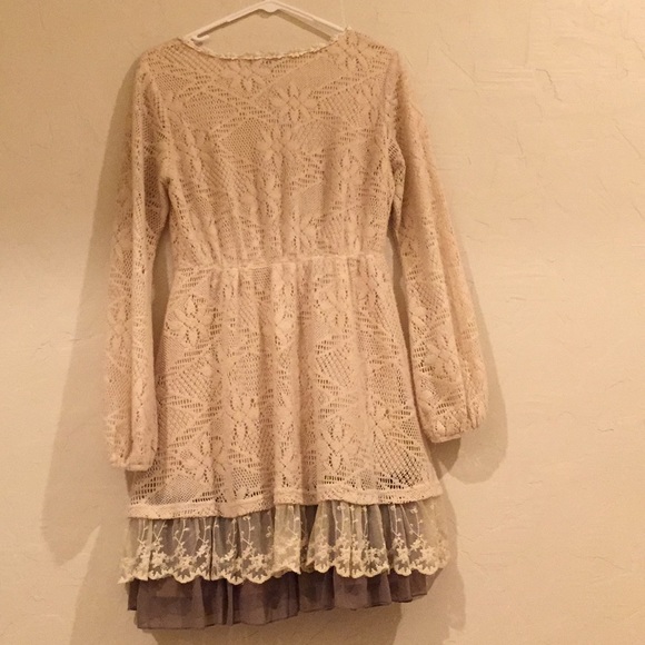 Ryu dress cream dress - Picture 6 of 6